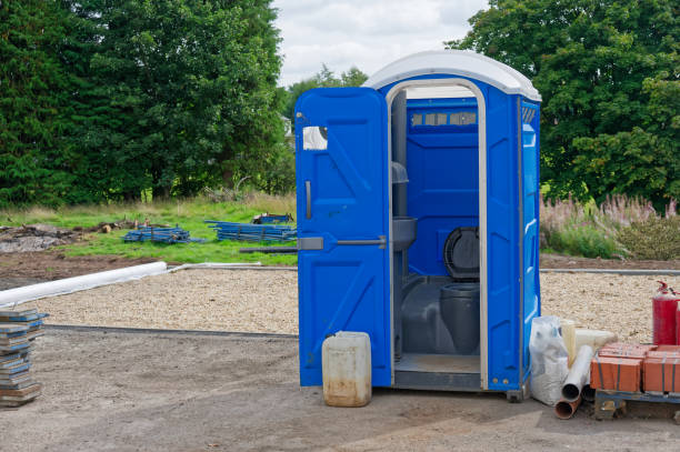 Types of Portable Toilets We Offer in Fredericktown, OH